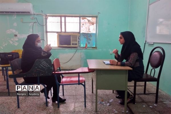 بررسی و تایید صلاحیت کاندیدهای دهمین دوره مجلس دانش آموزی در امیدیه