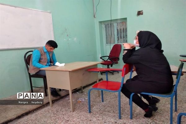 بررسی و تایید صلاحیت کاندیدهای دهمین دوره مجلس دانش آموزی در امیدیه