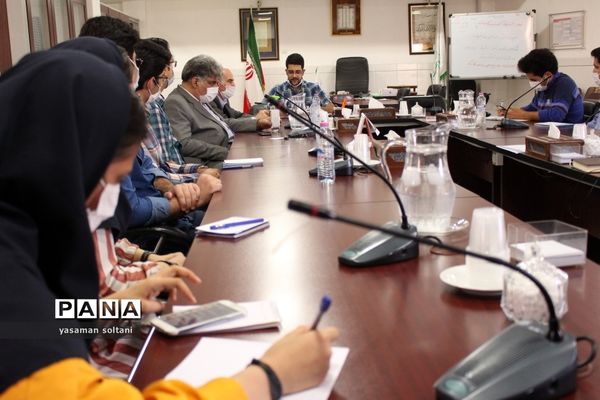 برگزاری جلسه هم اندیشی کمیتهٔ کودک و نوجوان شورای اسلامی شهر یزد