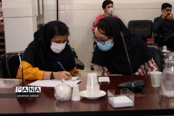برگزاری جلسه هم اندیشی کمیتهٔ کودک و نوجوان شورای اسلامی شهر یزد
