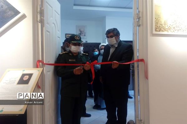 مراسم افتتاح نمایشگاه لبخند رنگ ها
