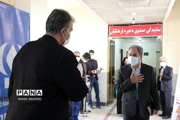 دیدارمدیرآموزش و پرورش شهرستان بیرجند با دانش آموز خبرنگاران  پانا استان خراسان جنوبی