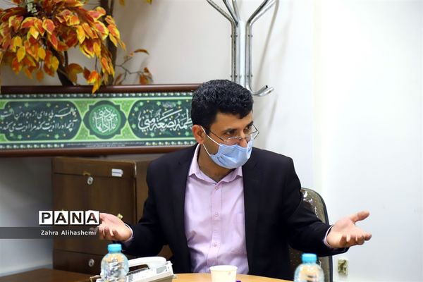 نشست اعضای دبیرخانه‌ کشوری گروه آموزشی مشاوران