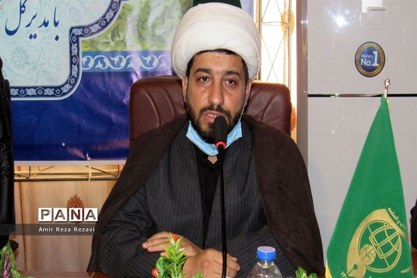 نشست کادر و اعضای اتحادیه انجمن های اسلامی  دانش آموزان استان خوزستان با مدیرکل آموزش و پرورش
