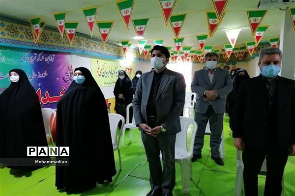 مراسم بزرگداشت هفته پیوند اولیا و مربیان در ناحیه ۳ مشهد