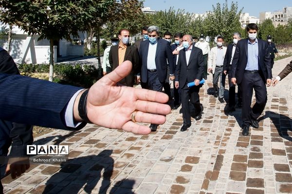 آیین افتتاحیه  و بهره برداری بوستان زندگی