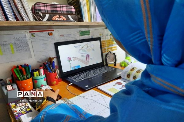حال و هوای آموزش در خانه