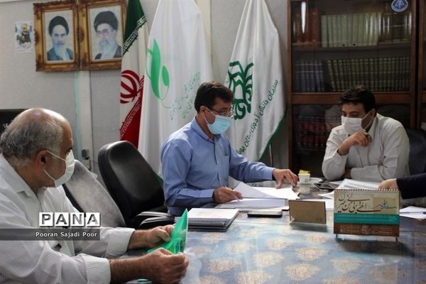 جلسه هم‌اندیشی کارشناسان سازمان دانش آموزی استان بوشهر