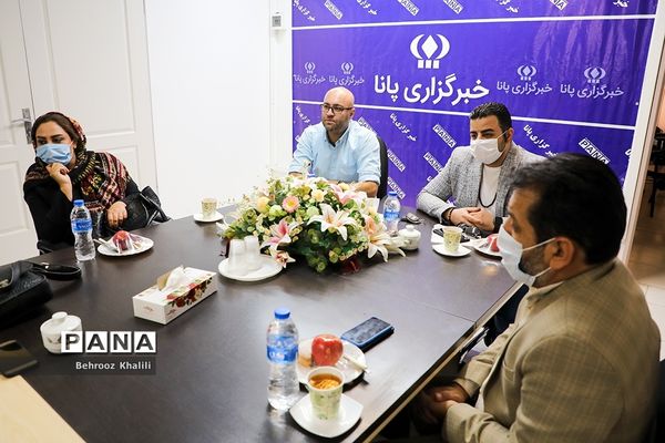 نشست نقد و بررسی فیلم  کادون