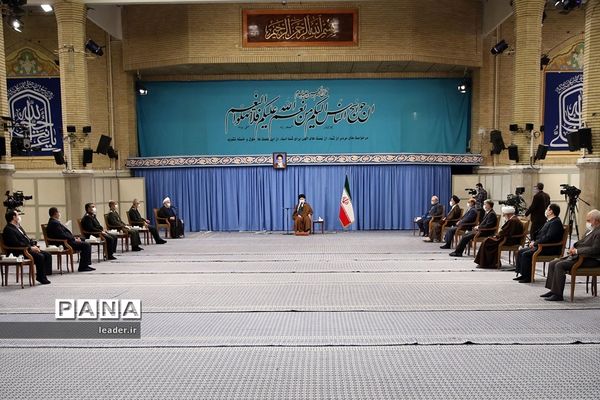 جلسه ستاد ملی مقابله با کرونا در حضور رهبر معظم انقلاب اسلامی