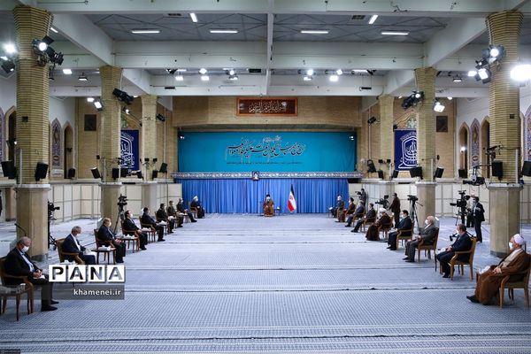 جلسه ستاد ملی مقابله با کرونا در حضور رهبر معظم انقلاب اسلامی