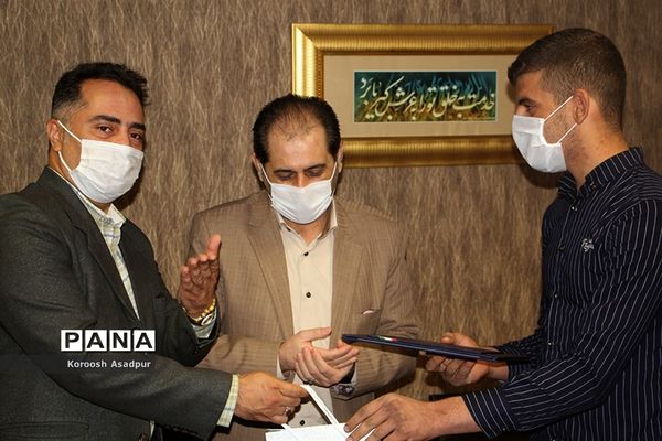 آیین امضای تفاهم نامه بین سازمان فرهنگی شهرداری شیراز و اداره کل آموزش و پرورش فارس