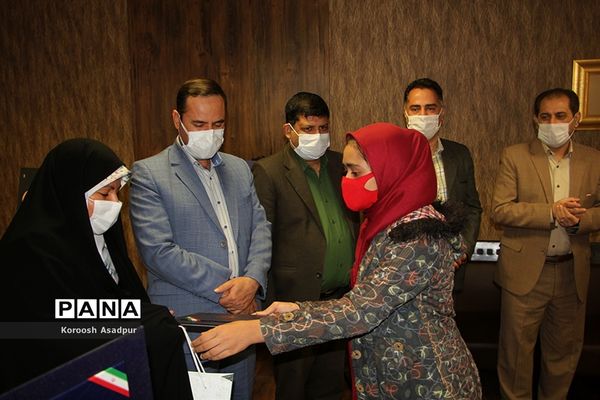 آیین امضای تفاهم نامه بین سازمان فرهنگی شهرداری شیراز و اداره کل آموزش و پرورش فارس