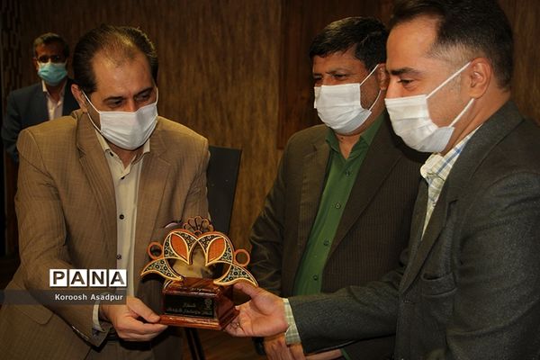 آیین امضای تفاهم نامه بین سازمان فرهنگی شهرداری شیراز و اداره کل آموزش و پرورش فارس