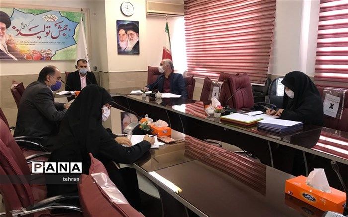 فروتن: سبک مشارکتی مدارس هیات امنایی چشم انداز دورتری ایجاد می کند