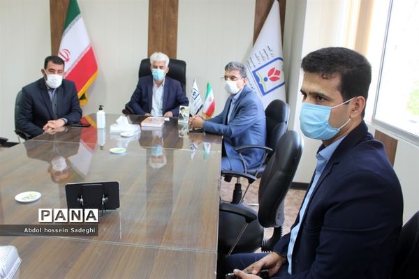 نمایشگاه پیشگیری از اعتیاد و آسیب های اجتماعی و دوره توانمند‌سازی ویژه فرهنگیان