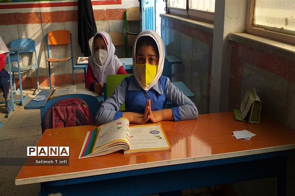 دایر بودن مدارس شهرستان  حمیدیه