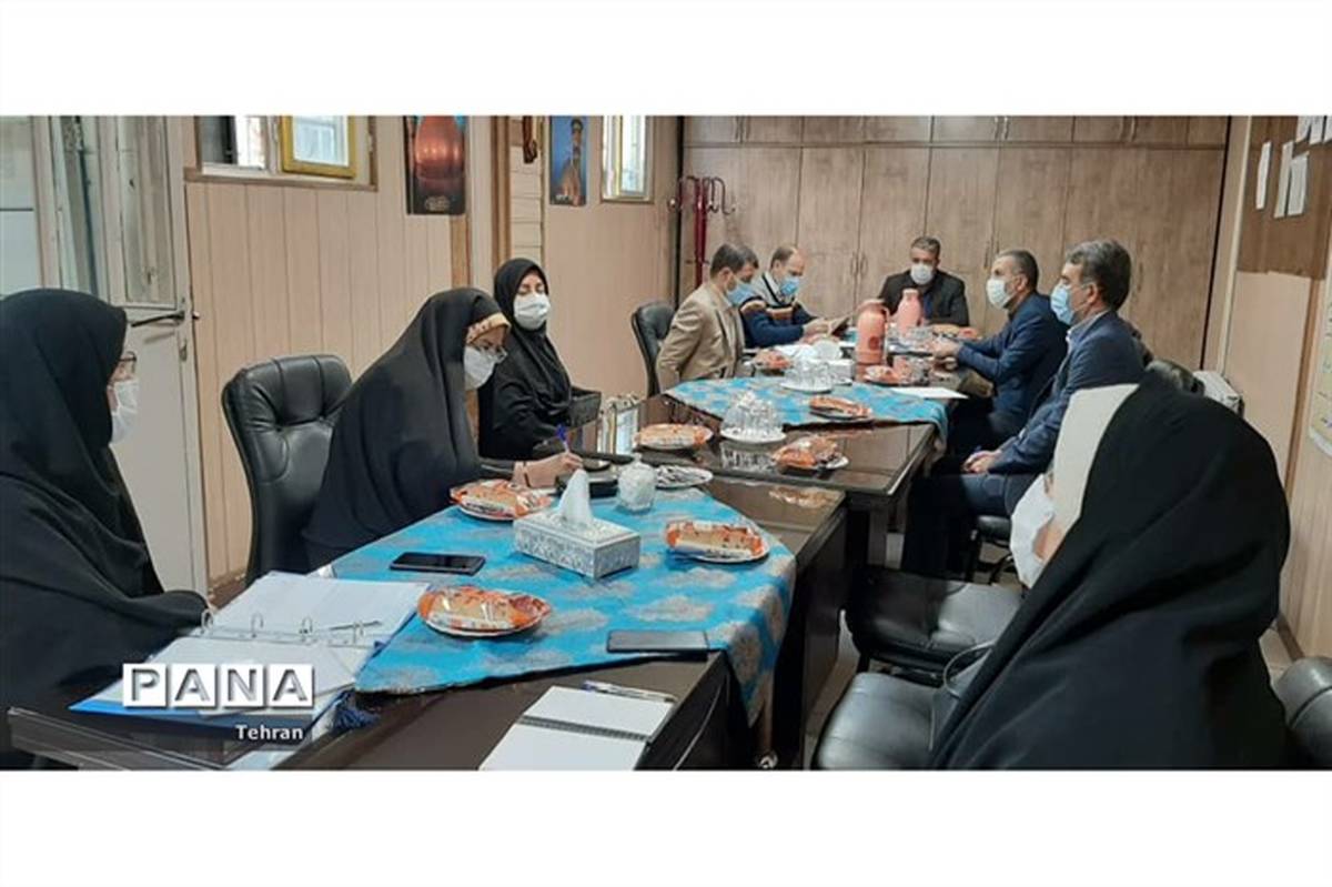 اجرای طرح « ایران مهارت» در بستر شبکه شاد درمنطقه۱۷