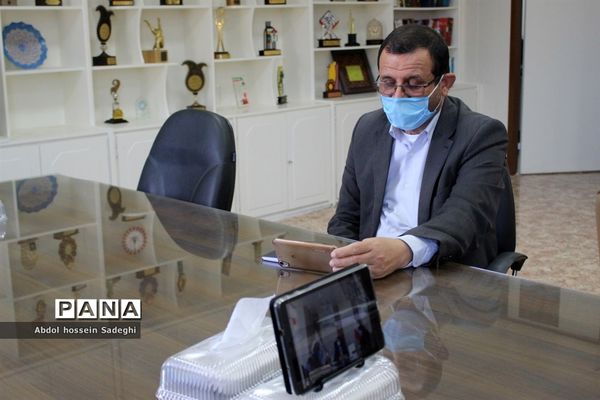نشست معاونان پرورشی و تربیت بدنی، کارشناسان فرهنگی و هنری و مدیران کانون های فرهنگی و تربیتی استان بوشهر
