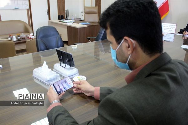 نشست معاونان پرورشی و تربیت بدنی، کارشناسان فرهنگی و هنری و مدیران کانون های فرهنگی و تربیتی استان بوشهر