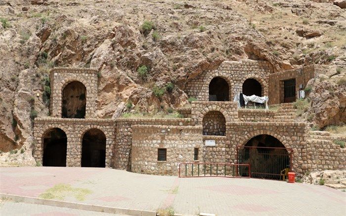 زیرساخت‌های گردشگری در محوطه غار کتله خور تکمیل شد