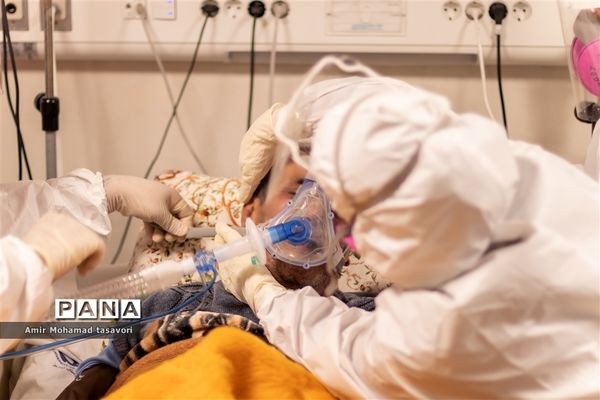 جهاد مدافعان سلامت  در بخش ویژه  بیماران کرونای بیمارستان شهدای شهرستان نی ریز