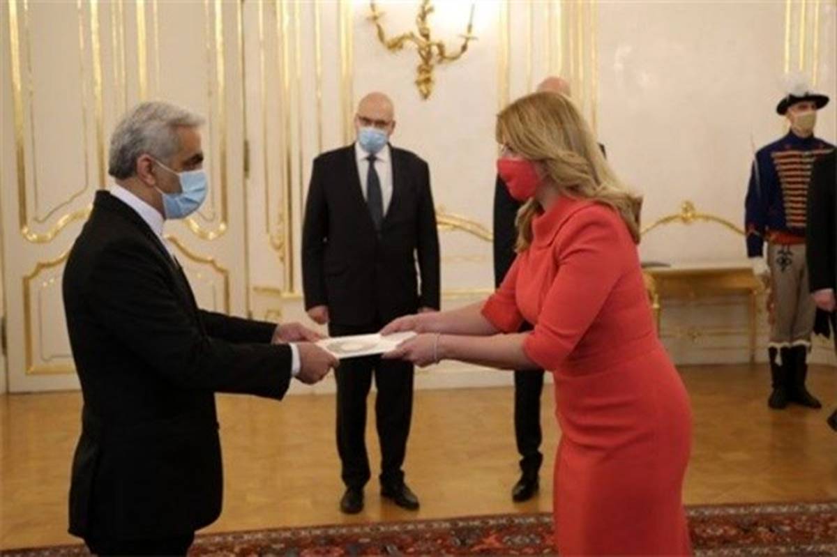 سفیر ایران استوارنامه‌اش را به رییس‌جمهوری اسلواکی تقدیم کرد