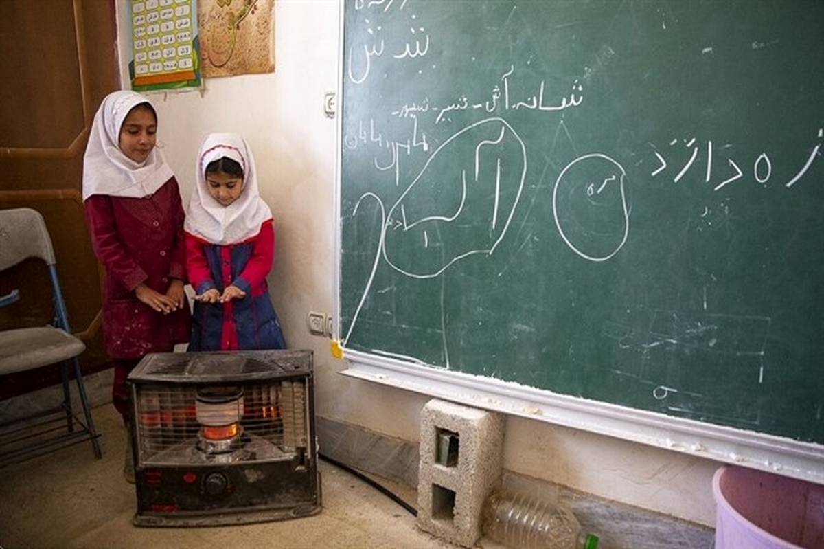 15 هزار و 500 بخاری هرمتیک در مدارس مناطق سردسیر توزیع می‌شود