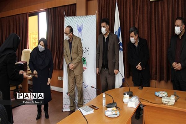 مراسم تجلیل از پژوهشگران برتردانشگاه آزاد اسلامی واحد اسلامشهر