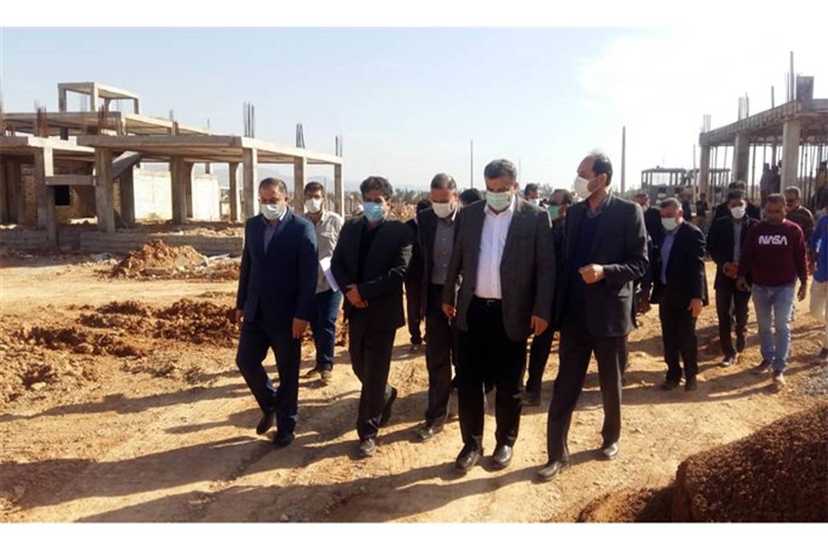 استاندار مازندران از مجتمع مسکونی در حال ساخت مسجد سلیمان بازدید کرد