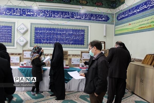 مراسم اهدای تجهیزات رایانه‌ای به واحدهای آموزشی آموزش و پرورش اسلامشهر