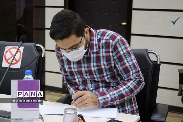 نشست خبری معاون سوادآموزی آموزش و پرورش استان بوشهر