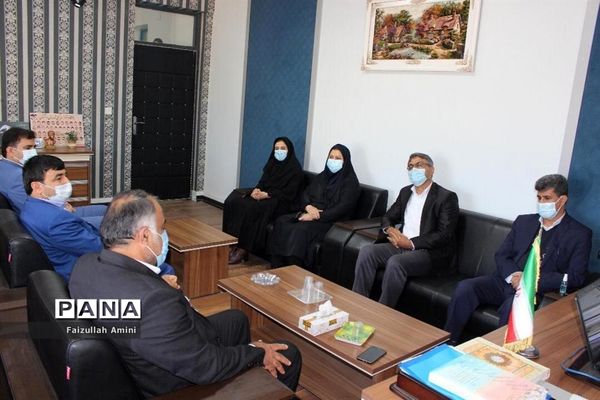 بازدید رئیس اداره تربیت بدنی و فعالیت‌های ورزشی از مدارس شهرستان دشتستان