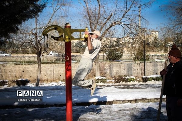 صبحگاه زمستانی در ارومیه