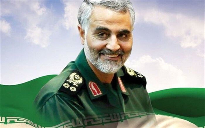 اعطای نشان فداکاری افتخاری ارتش به شهید سردار سلیمانی