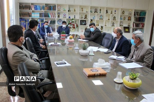 جلسه بزرگداشت سالگرد شهادت سردار سلیمانی در آموزش و پرورش استان بوشهر