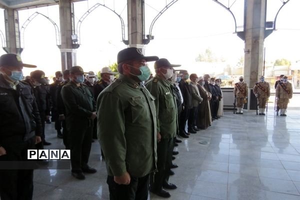 غبارروبی و گلباران قبورمطهر شهدا شهرستان نى ریز به مناسبت نخستین سالگرد شهادت حاج قاسم سلیمانی