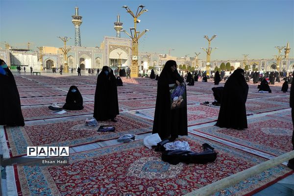 تشییع پیکرمرحوم آیت الله محمد تقی مصباح یزدی در حرم مطهر حضرت امام رضا (ع)
