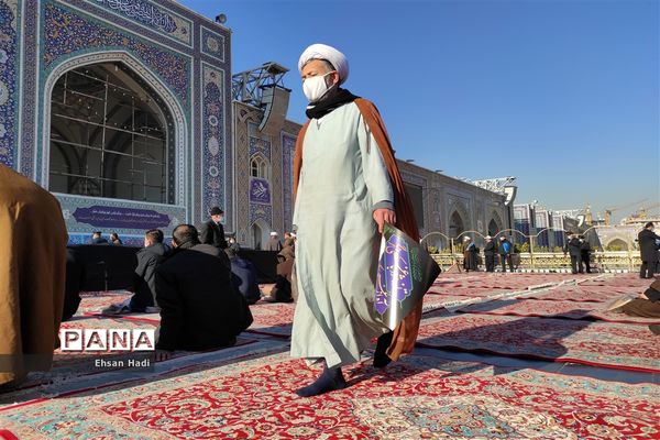 تشییع پیکرمرحوم آیت الله محمد تقی مصباح یزدی در حرم مطهر حضرت امام رضا (ع)