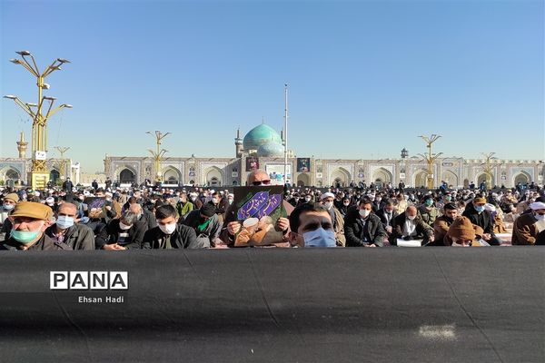 تشییع پیکرمرحوم آیت الله محمد تقی مصباح یزدی در حرم مطهر حضرت امام رضا (ع)