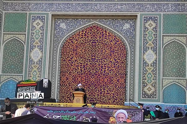 تشییع پیکرمرحوم آیت الله محمد تقی مصباح یزدی در حرم مطهر حضرت امام رضا (ع)