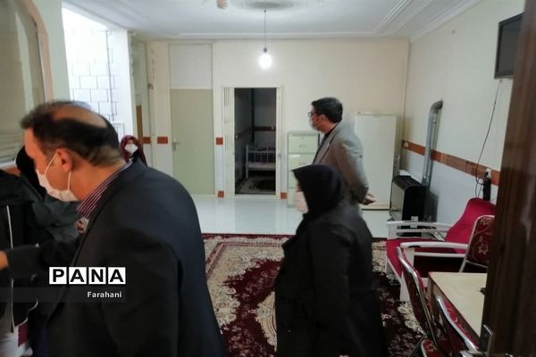 بازدید معاون امور اجتماعی از مراکز شبه خانواده در ورامین