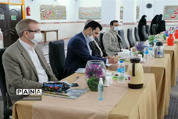 جلسه شورای توسعه فرهنگ قرآنی شهرستان ری در ناحیه دو شهر ری