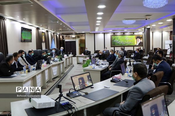جلسه شورای معاونان آموزش و پرورش با حضور لاشکی معاون حقوقی و امور مجلس وزیر در ارومیه