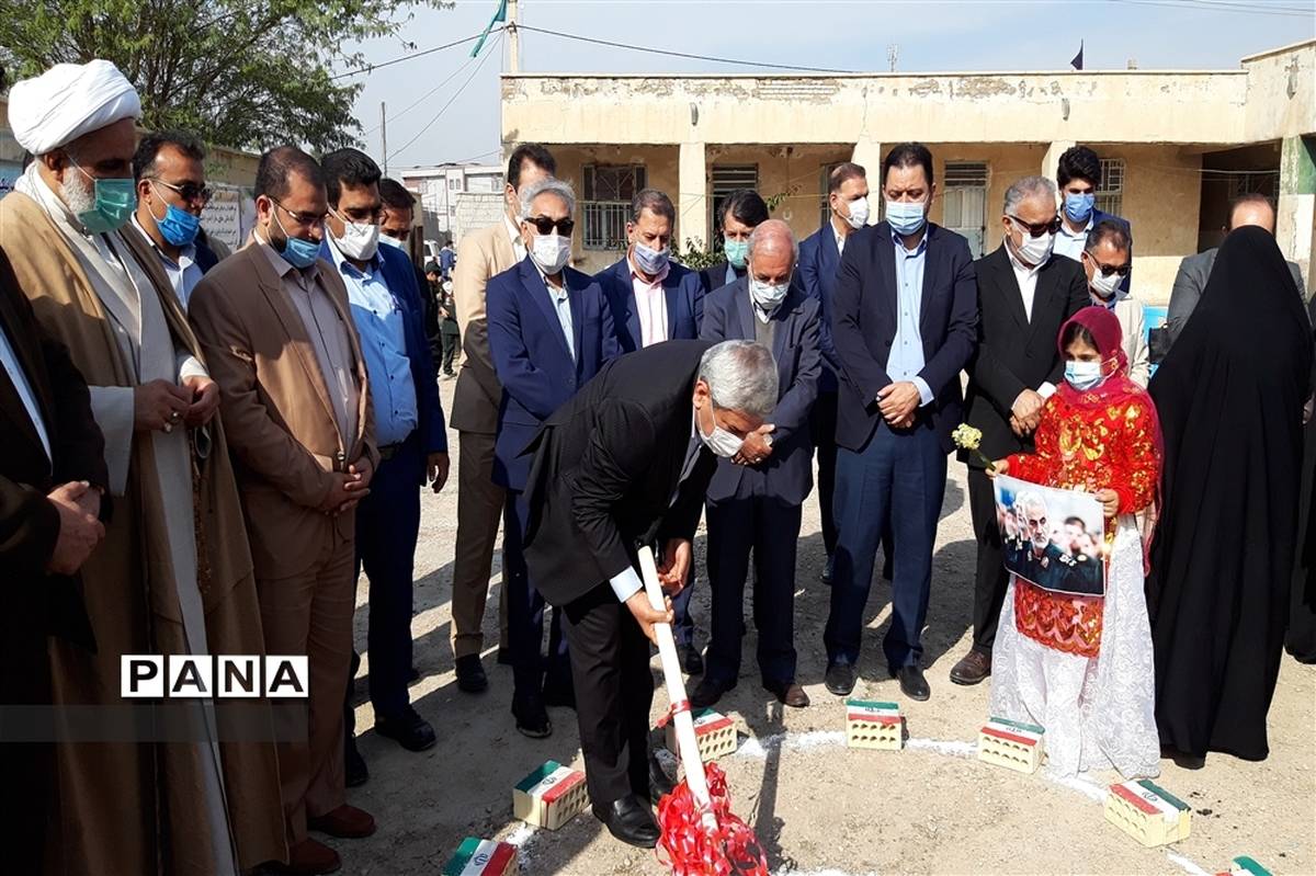 آغاز احداث مدرسه ۶ کلاسه در منطقه طویشه آبادان با مشارکت یک خیر مدرسه‌ساز