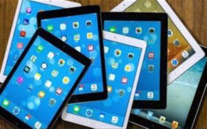 تعداد 40 دستگاه گوشی تبلت به دانش آموزان ناحیه 2 زنجان اهدا شد
