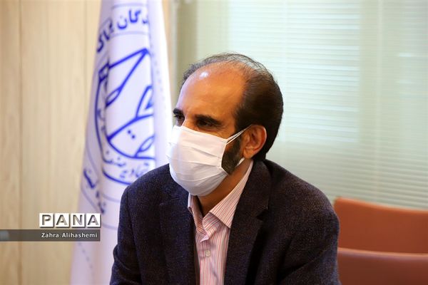 عقد تفاهم همکاری میان سازمان دانش‌آموزی شهر تهران و اتحادیه پوشاک تهران