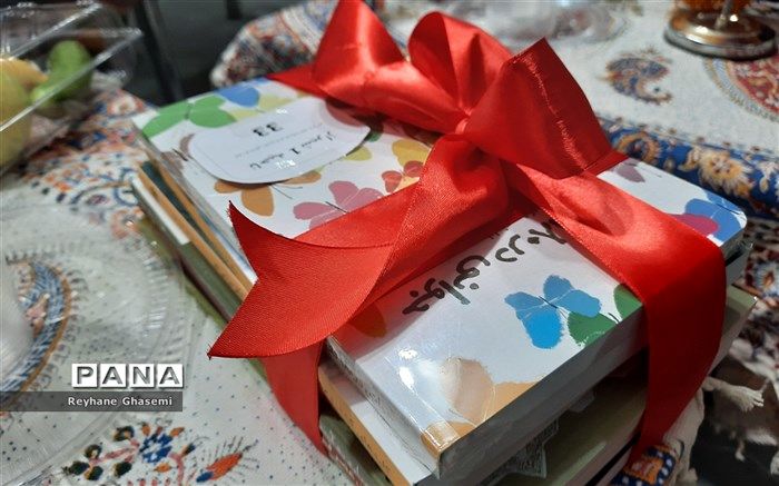 توزیع ۱۴ هزار جلد کتاب اهدایی به کانون های فرهنگی و تربیتی فارس