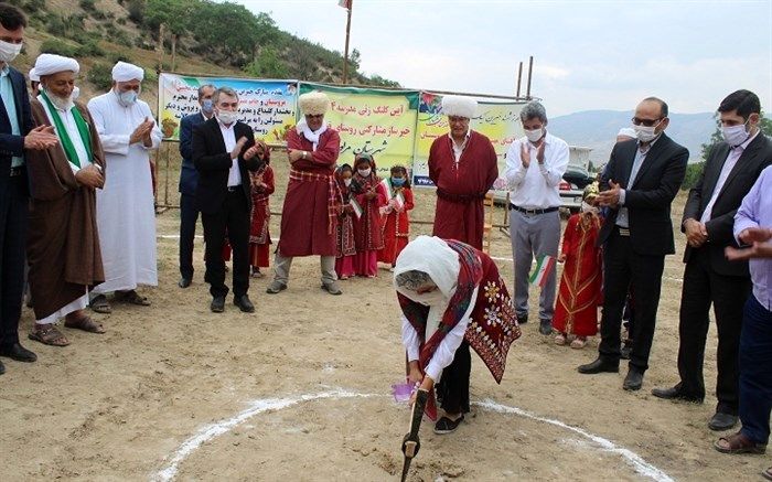 کلنگ زنی و احداث دبستان 4 کلاسه خیرساز مشارکتی روستای قوشه سو در مراوه تپه