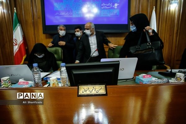 «محسن هاشمی» رئیس شورای شهر باقی ماند